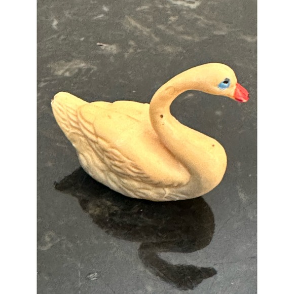 Vintage Miniature Celluloid Family of 3 Swans Set-Rare! - Picture 6 of 7